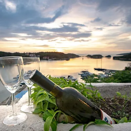 Nina Appartamento Supetarska Draga