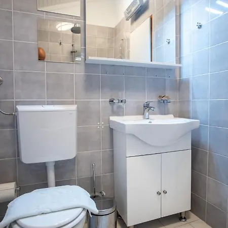 Nina Appartamento Supetarska Draga