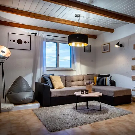 Nina Supetarska Draga