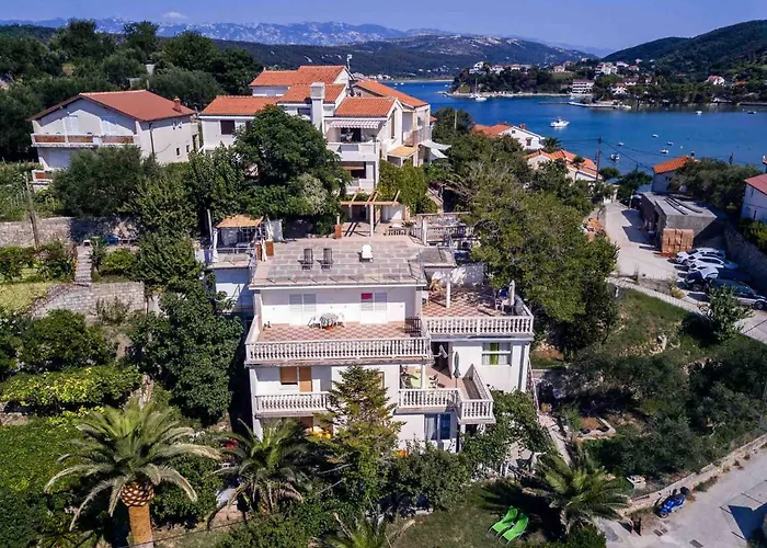 Apartament Nina *