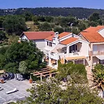 Appartement Nina Supetarska Draga