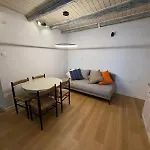 Nina 아파트