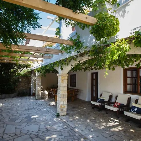 Apartment Nina *