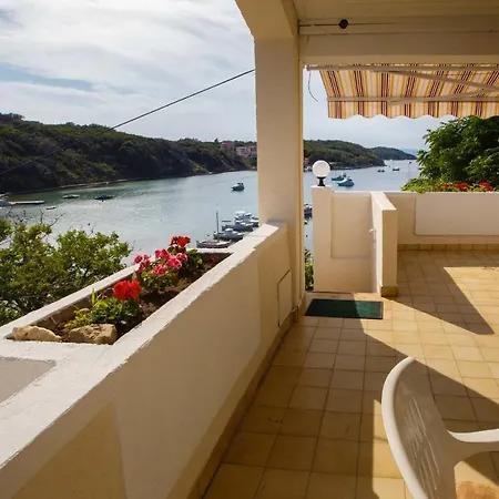 Nina Apartment Supetarska Draga
