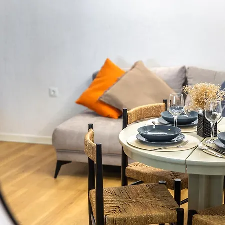 Nina Apartament