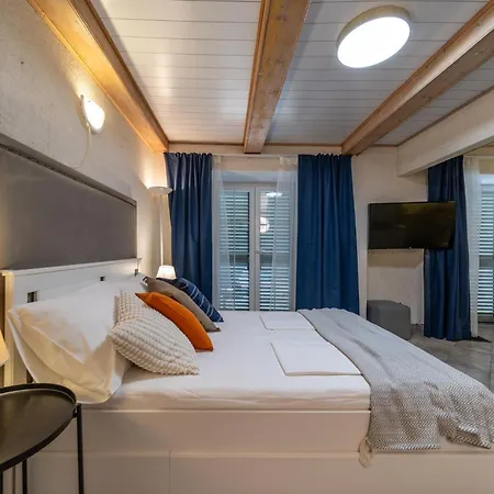 Apartment Nina Supetarska Draga