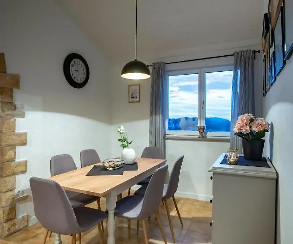 Nina Supetarska Draga