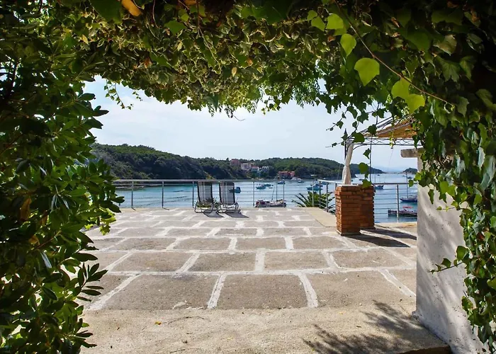 Nina Supetarska Draga