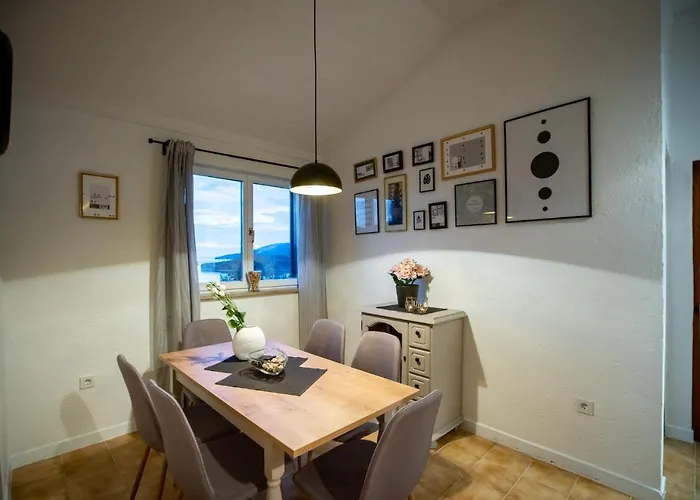 Nina Supetarska Draga