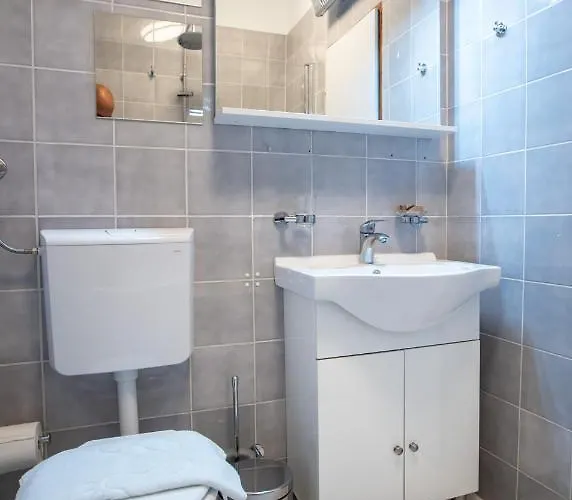 Nina Apartament Supetarska Draga