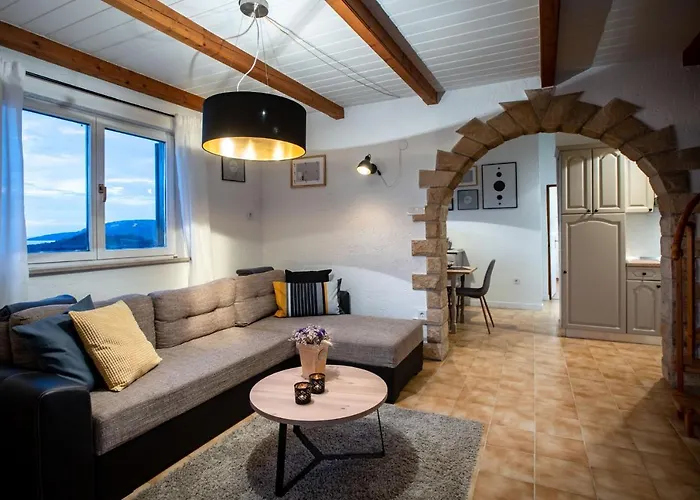 Nina * Supetarska Draga