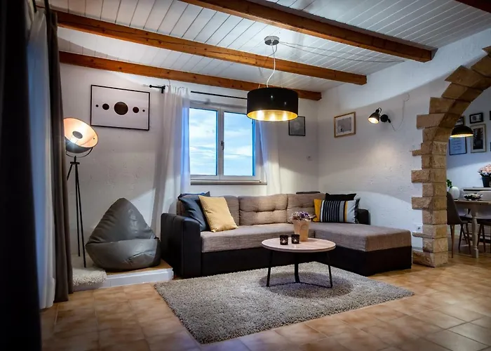 Nina Supetarska Draga