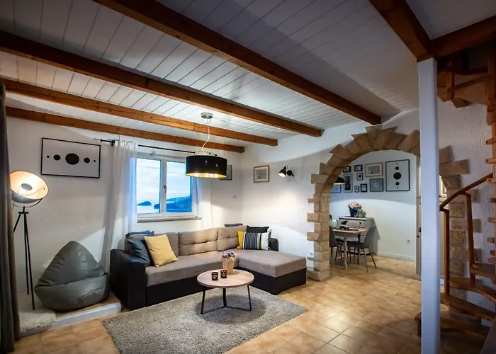 Nina Supetarska Draga